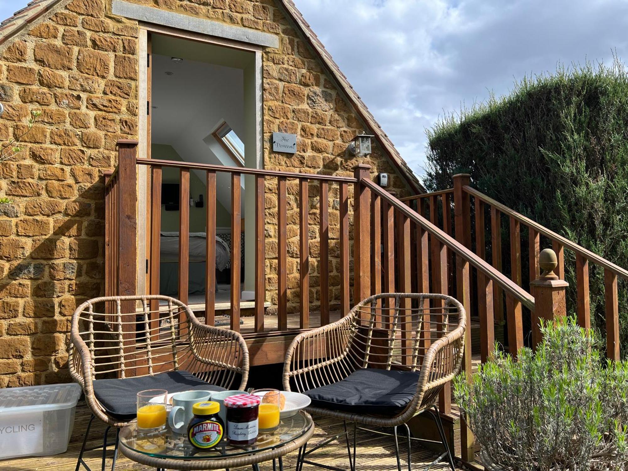Cotswold Retreat - Private & Peaceful Apartment *