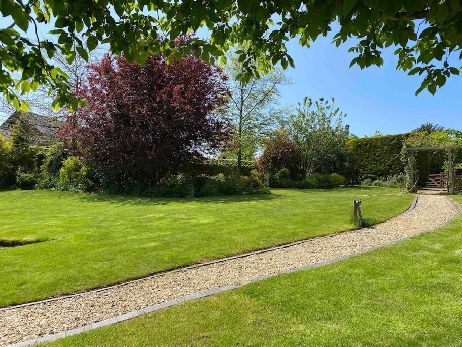 Apartment Cotswold Retreat - Private & Peaceful *