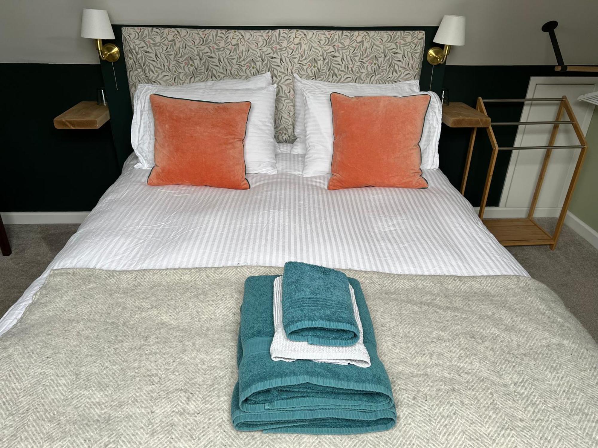Apartment Cotswold Retreat - Private & Peaceful *